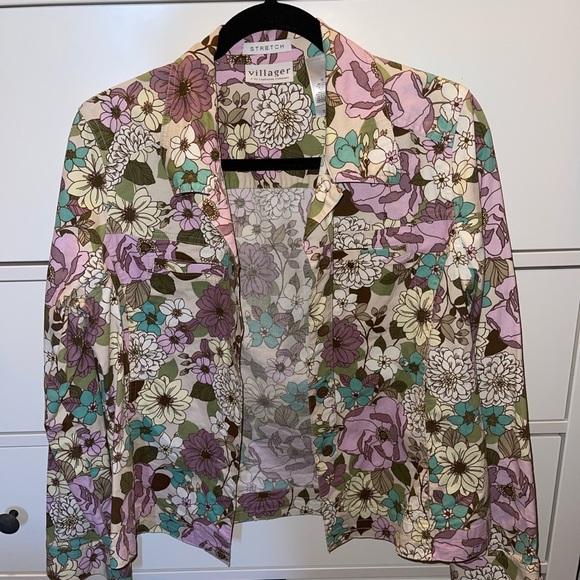 cute floral jacket i bought but never ended up wearing - Picture 3 of 3